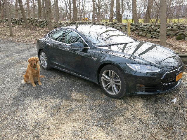 2013-tesla-model-s_100421974_m