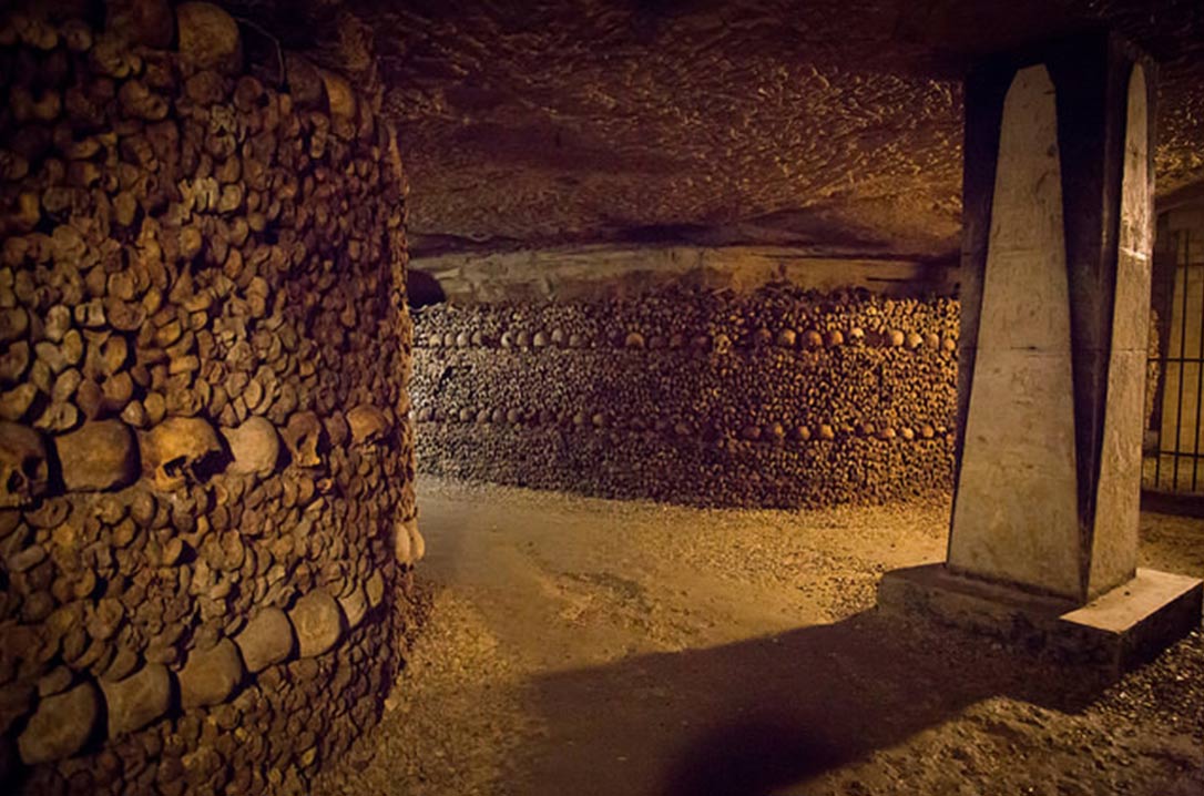 Paris-Catacombs