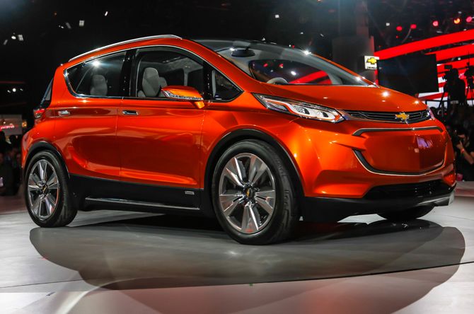 2015-Chevrolet-Bolt-EV-Concept-homepage